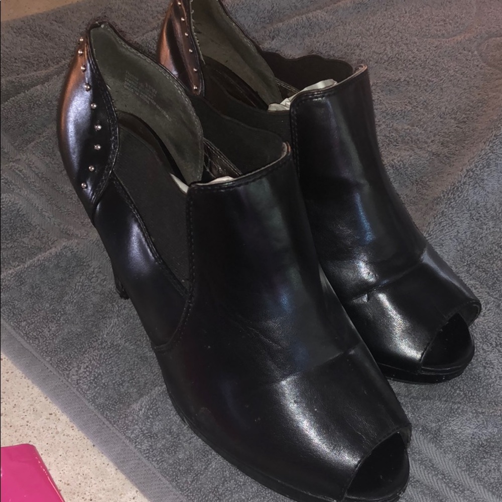 Beautiful black stretch comfort shoe - Picture 2 of 4